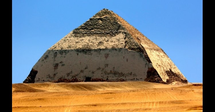 Giza pyramids and Dahshour